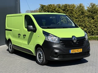 Renault Trafic 2019 - 1.6 dCi / L1H1 / 1e EIG. / TREKHAAK / INRICHTING / AIRCO / CRUISE / NAVI / 3-ZITS obrazek 5
