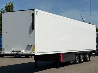 Schmitz Cargobull N/A 2018 - Iso Kasten Trailer / Laadklep / Stuur-As / Lift-As *Apk* obrazek 3