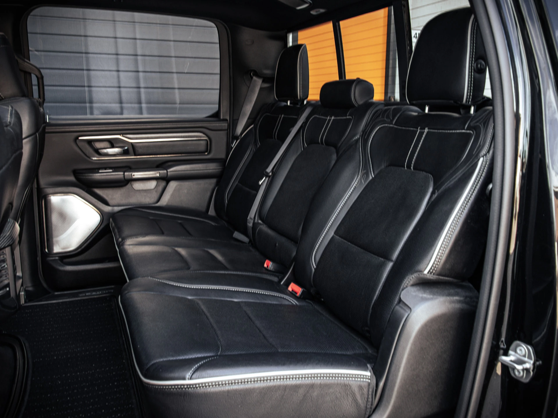 Dodge Ram 1500 2021 - 5.7 V8 4x4 Crew Cab Limited afbeelding 15