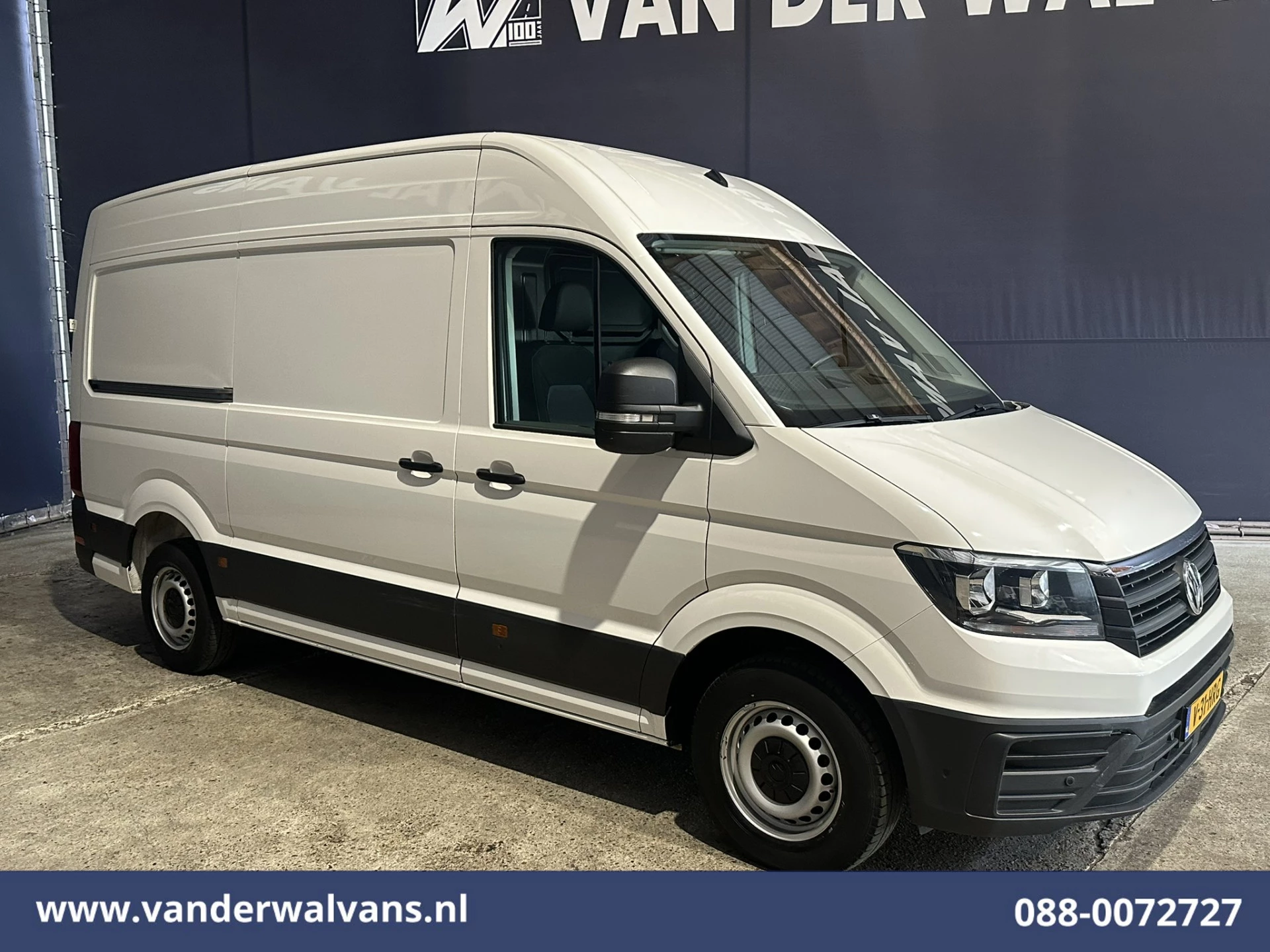 Volkswagen Crafter 2019 - 2.0 TDI 140 pk L3H3 L2H2 Euro6 Airco | Camera | Navigatie | Apple Carplay | Massagestoel image 9