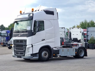 Volvo FH 2018 - 13.460 Globetrotter 4x2 - Low deck - Full air - Leather interior - Toolbox afbeelding 3 miniatuur