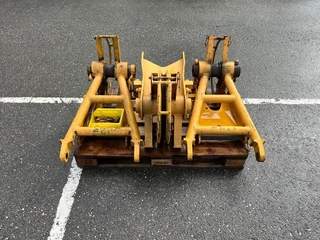 Kobelco - 7045 - Runners for sale