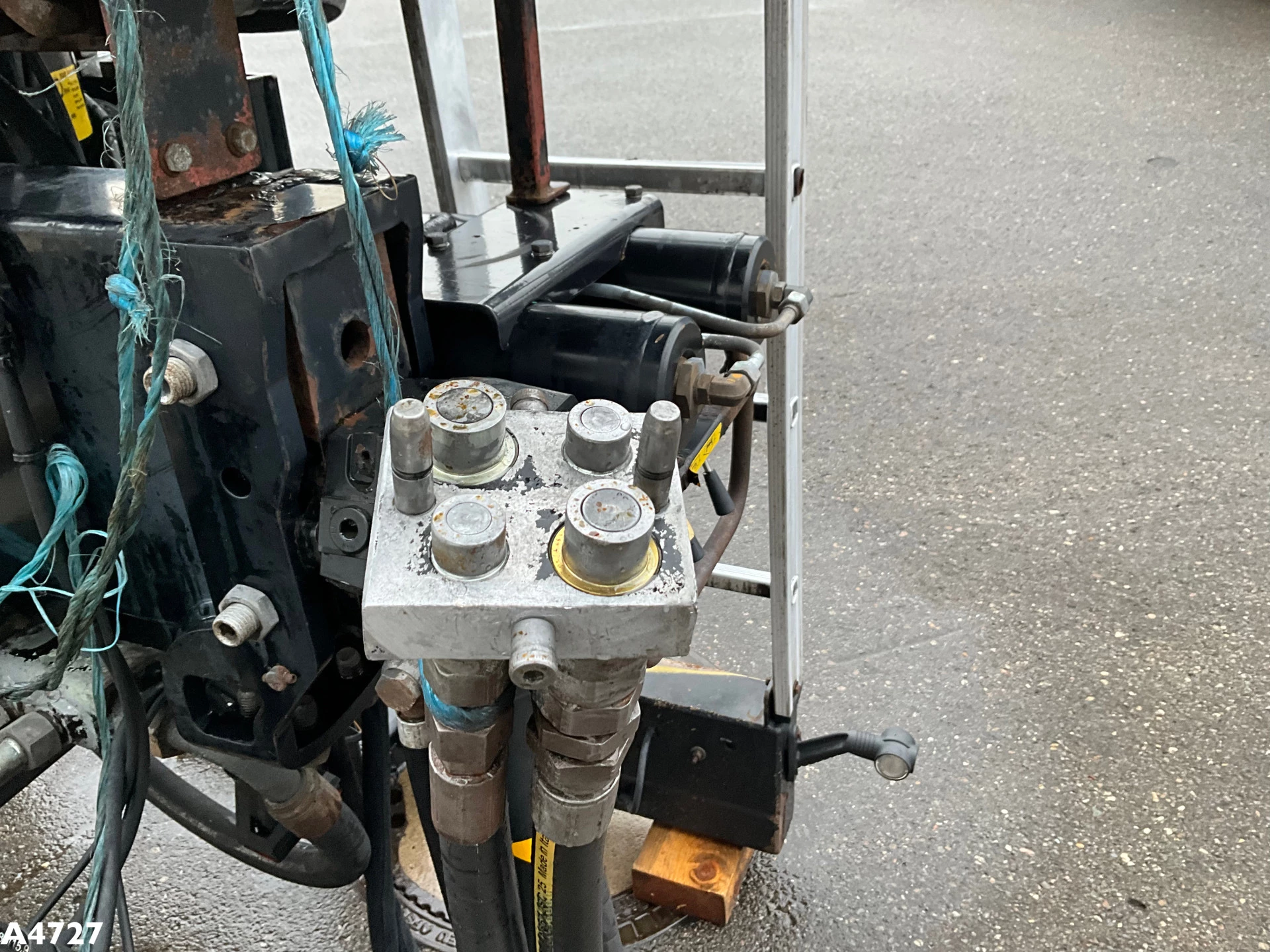 Hiab Loglift 12 Tonmeter Z-kraan 2018 Bild 9