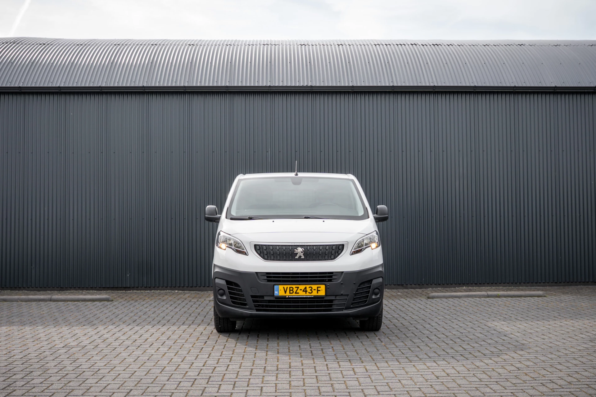 Peugeot Expert 2019 - 1.5 BlueHDi 120 | 120 PK | Cruise | 1e Eigenaar | Navi | Airco Bild 3