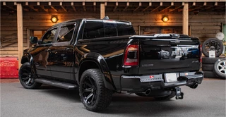 Dodge Ram 1500 2024 - 5.7 V8 Laramie Night immagine 10