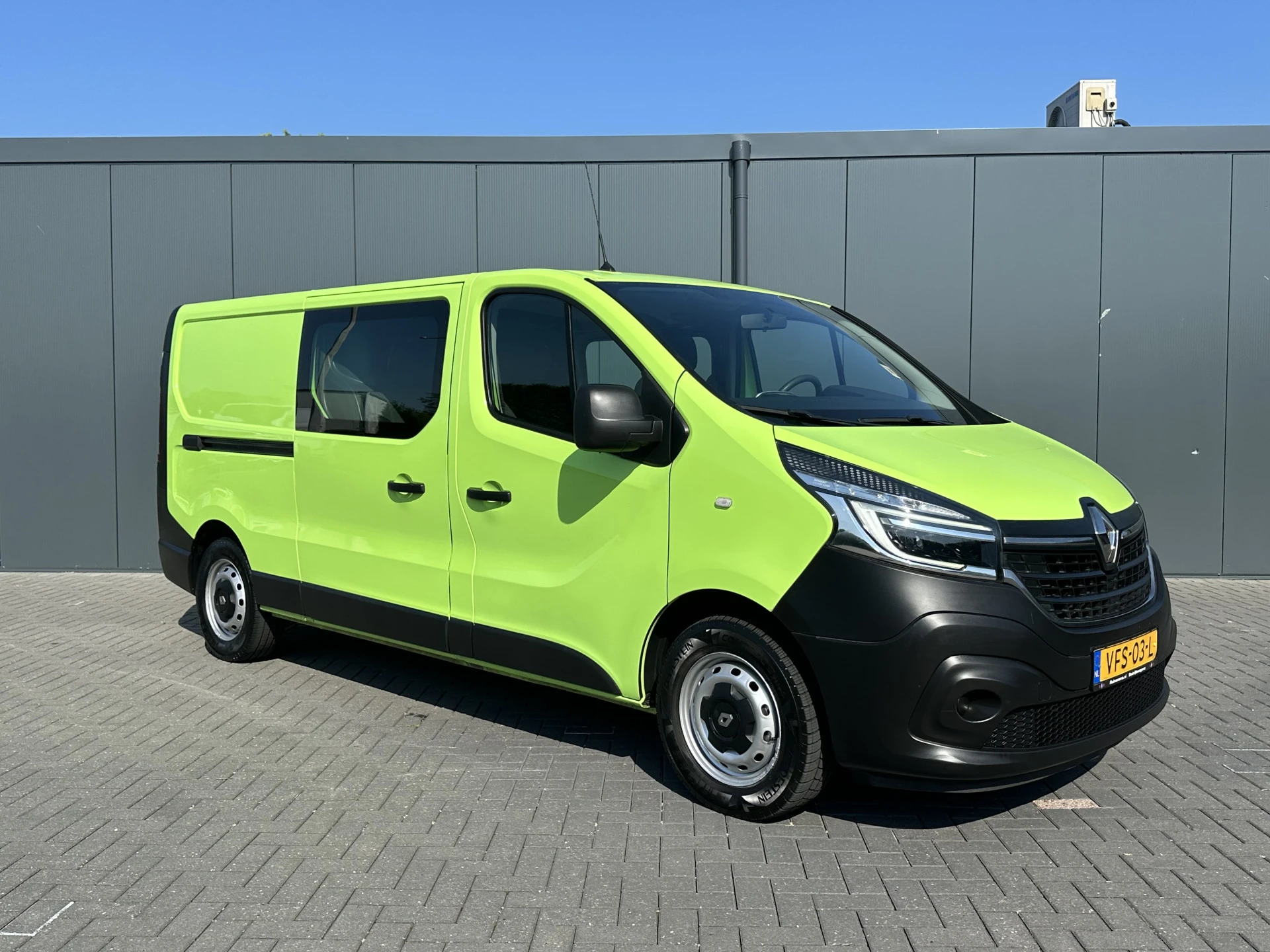 Renault Trafic 2020 - 1.6 dCi / L2H1 / 1e EIG. / DUBBELE CABINE / 2x SCHUIFDEUR / TREKHAAK / AIRCO / CRUISE / DUBBELE CABINE afbeelding 5