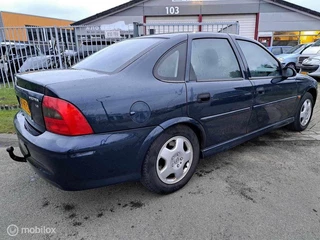 Opel Vectra 2001 - 1.8-16V Sport Edition II imagen 3