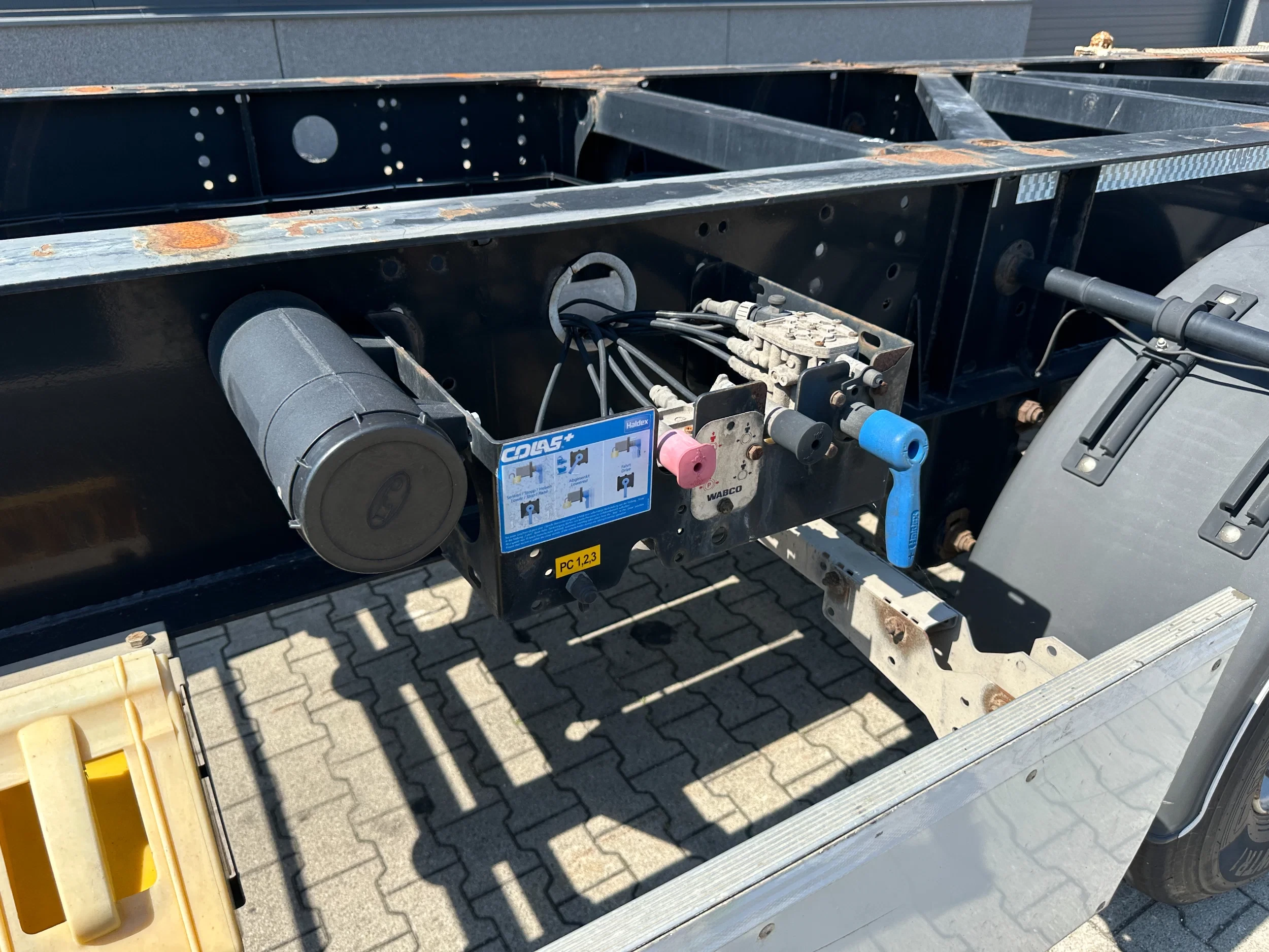 LAG 2017 - 20FT/30FT ADR Chassis / BPW DRUM / ADR (EXII, EXII, FL, AT) / NL-Chassis / 10x available zdjęcie 13