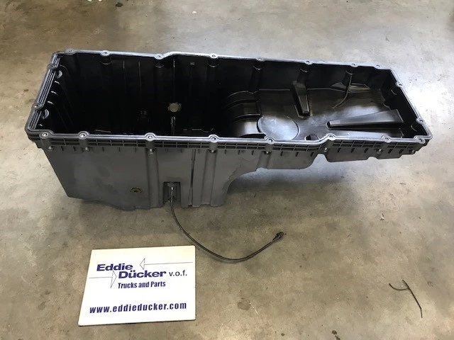 DAF - 1911475 KUNSTSTOF OLIECARTER afbeelding 1