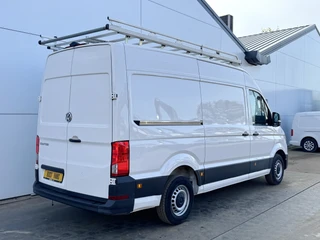 Volkswagen Crafter 2019 - 2.0 TDI 140 PK Glasresteel Glastransporter L3H3 Camera Carplay Airco Cruise control Glaszetter image 2 thumbnail