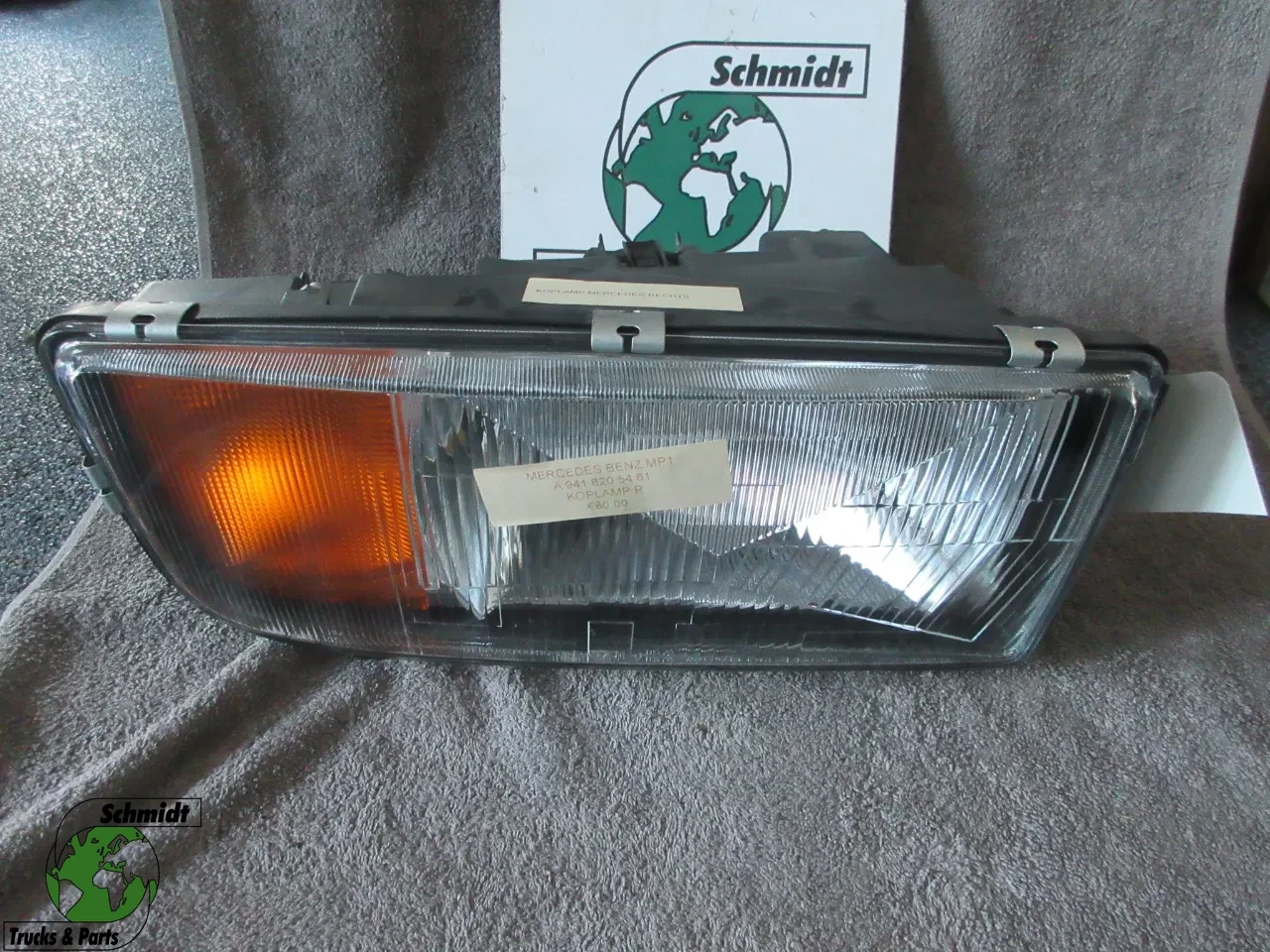 Mercedes-Benz - A 941 820 54 61// A 941 820 53 61 KOPLAMP MERCEDES 1835 MP1 EURO 2 NIEUWE !!! afbeelding 1
