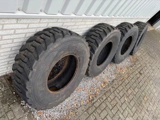 Michelin N/A - Used 335/80R 20 XZL (set of 4) zdjecie 3