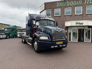 MACK CXN 613 2005 - CXN 613 Concourstaat / 6X4 trekker / NL Kenteken / te koop
