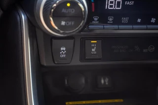 Toyota RAV4 2019 - 2.5 Hybrid Style, Adaptive-Cruise, Carplay bild 18