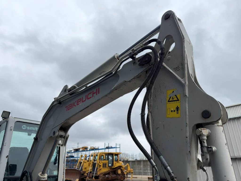 Takeuchi 2010 - TB235 afbeelding 14