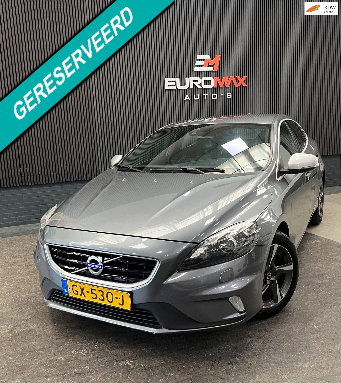 Volvo V40 2015 - 2.0 D2 R-Design Business - Airco - Cruise - Stoelverw - NAP image 1