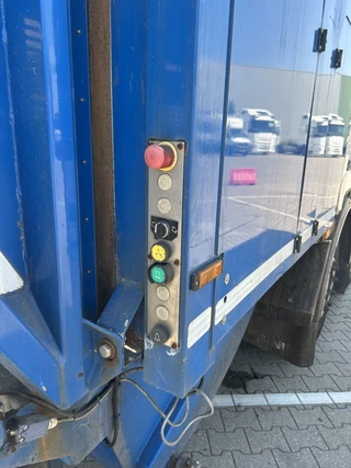 Scania P 2013 - 280 6x2 EEV / HMF 2120-S3 Crane obrazek 12