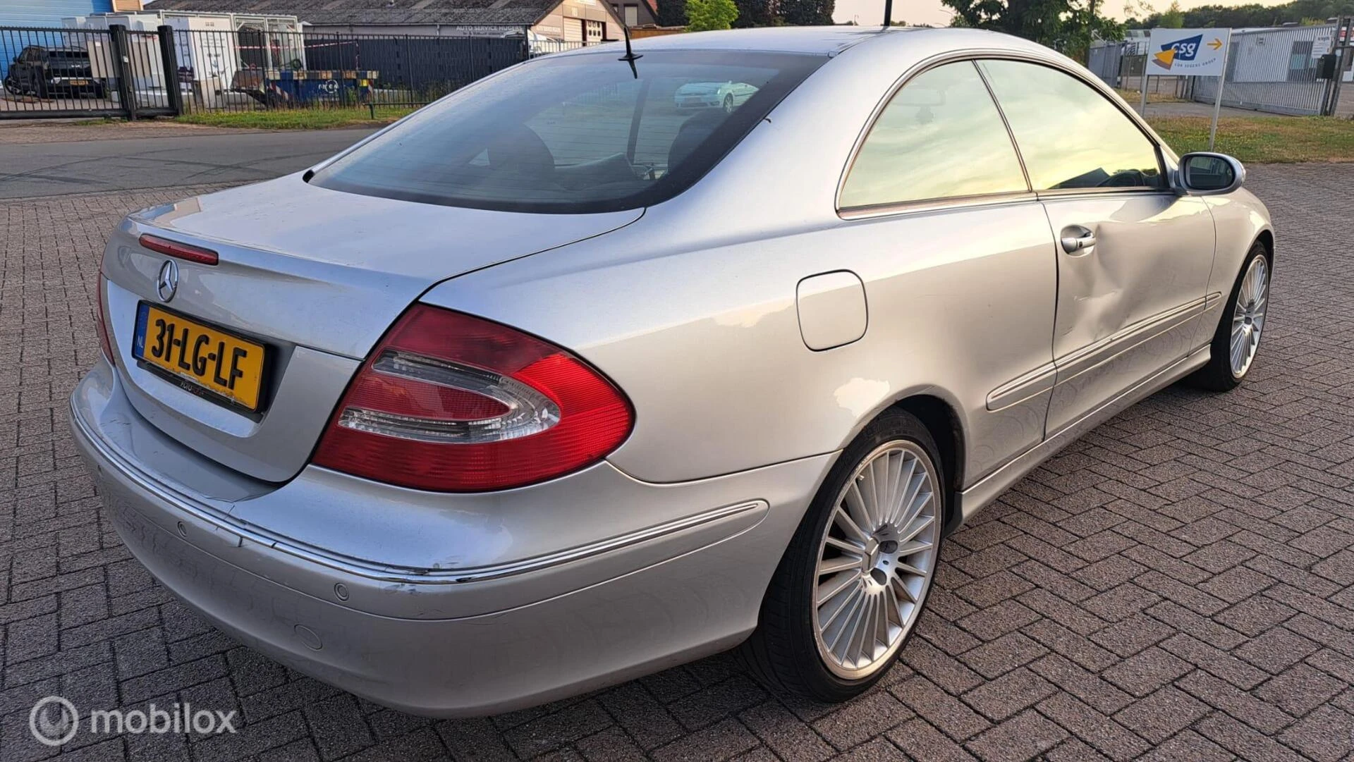 Mercedes-Benz CLK 2003 - Coupé 200 K. kompressor afbeelding 4