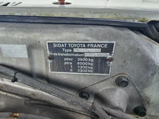 Toyota Land Cruiser 2001 - N/A image 19