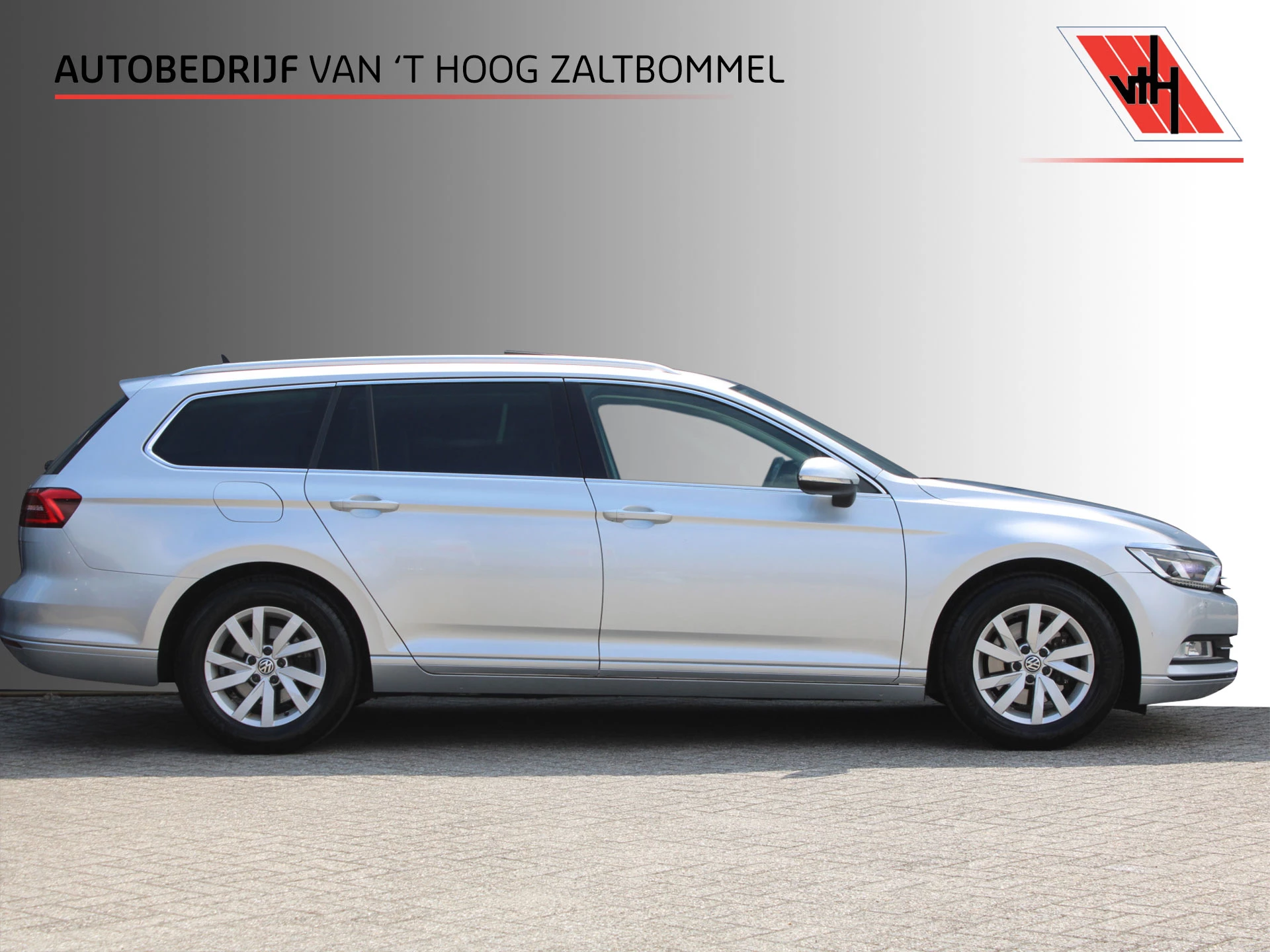 Volkswagen Passat 2018 - Variant 1.4 TSI Comfortline Business PANORAMADAK LEDER TREKHAAK CAMERA afbeelding 1