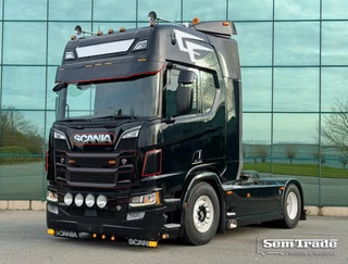 Scania R 2019 - R580 V8 NGS KING FULL AIR FULL OPTONS PTO RETARDER TOP CONDITION BELGIUM TRUCK te koop