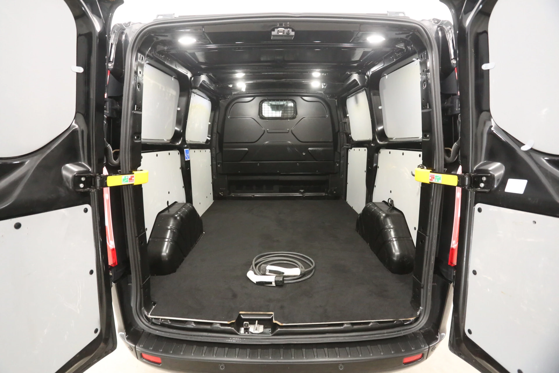 Ford Transit Custom 2022 - Ecoboost PHEV L1H1 afbeelding 3