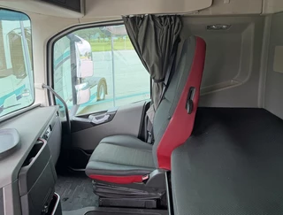 Volvo FH 2018 - 13.420 EURO 6 FULL SPOILER 2X TANKS ONLY 665.000 KM TOP CONDITION NL-TRUCK immagine 8