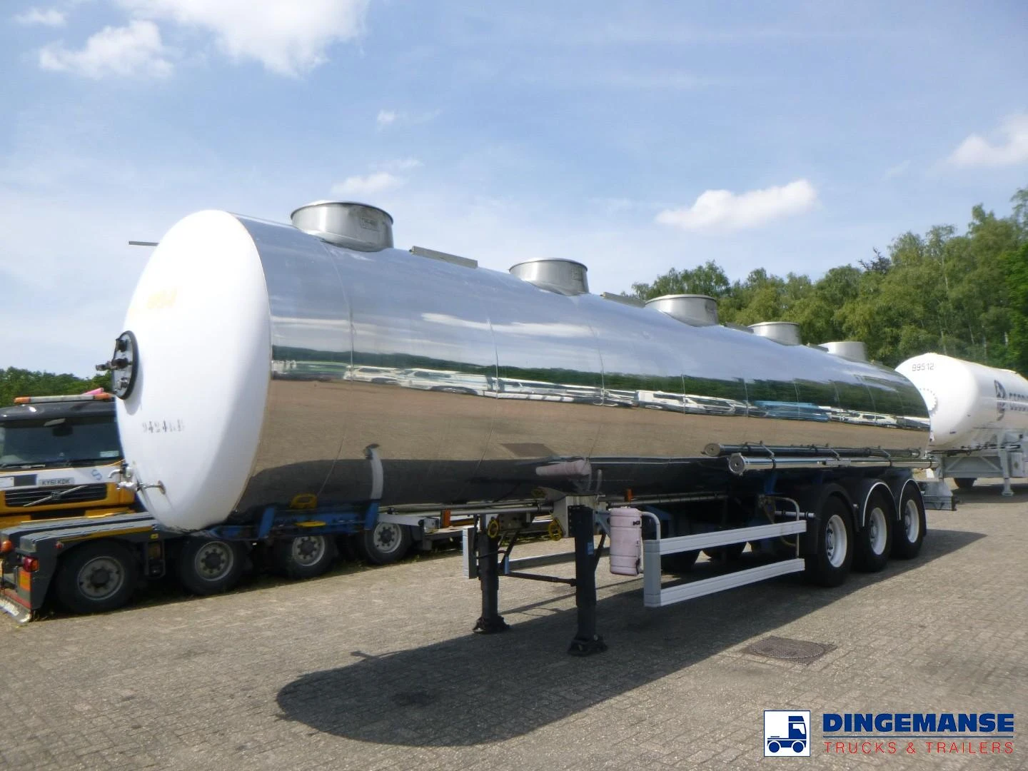 Magyar Chemical tank inox L4BH 32.5 m3 / 1 comp 1995 image 1