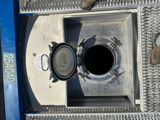 Welfit Oddy N/A 2008 - 20FT ISO, 24.890L / 1-COMP / 3 BAFFELS / T12 / 4 manholes / ADR valid until 11/2028 bild 19