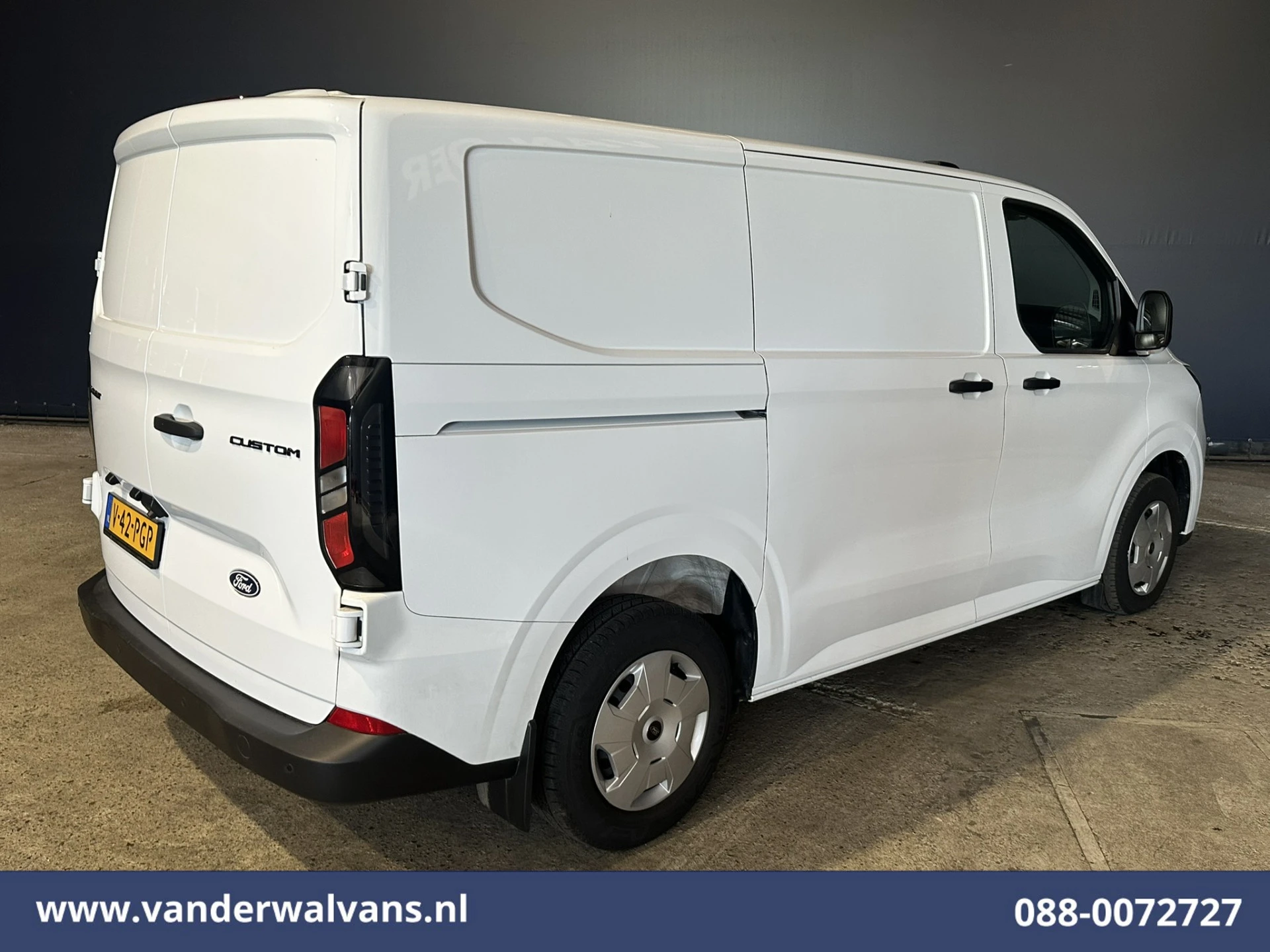 Ford Transit Custom 2024 - 2.0 TDCI 111pk L1H1 Euro6 Airco | Camera | LED | Apple Carplay | Cruisecontrol obrázek 11