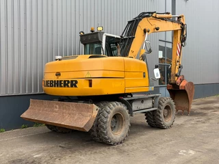 Liebherr A314 2006 - N/A obrazek 8