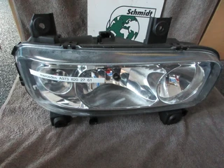 Mercedes-Benz - A 973 820 22 61 // A 973 820 23 61 KOPLAMP ATEGO EURO 6 R + L NIEUWE !!! imagem 2 miniatura