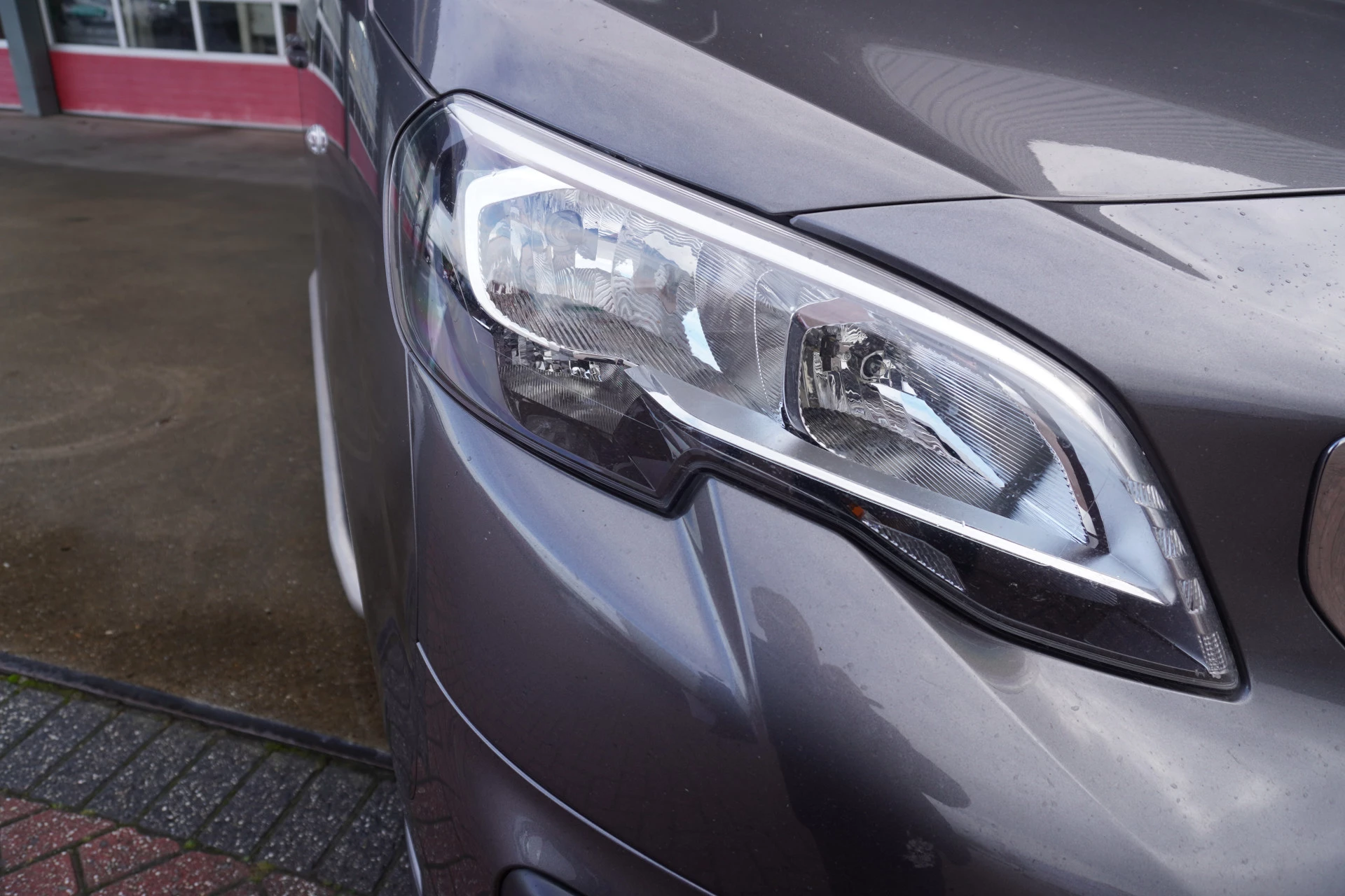 Peugeot Expert 2018 - 227S 2.0 BlueHDI 180 Premium Pack Automaat zdjęcie 12