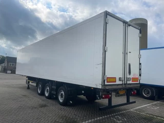 Schmitz Cargobull N/A 2009 - SKO24 - 3 As Koel-Vries Oplegger OK-53-HX > Dubbele verdamper bild 8