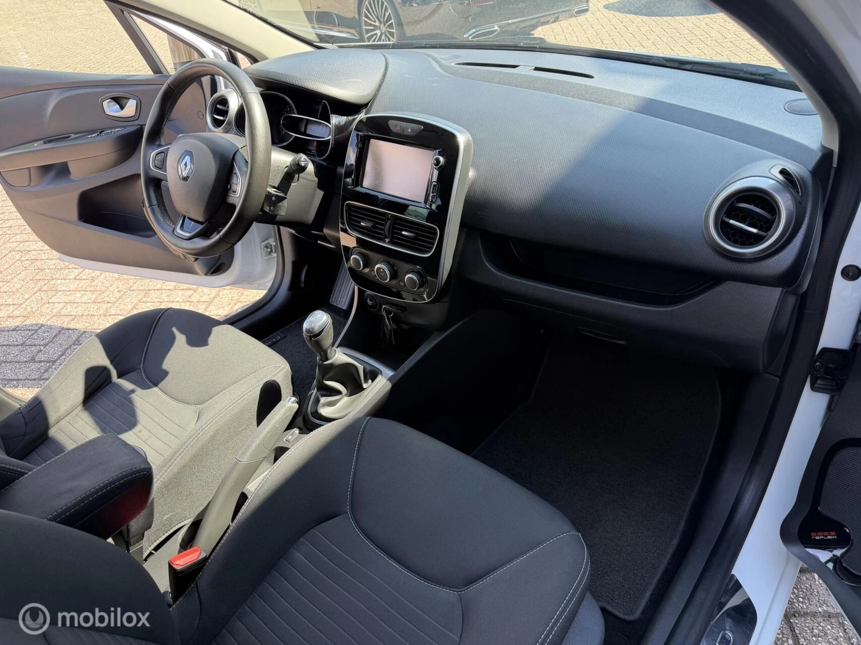 Renault Clio 2018 - 0.9 TCe Limite 03-2018 Airco Navi PDC Cruise afbeelding 11