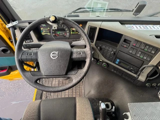 Volvo FM 420 2018 - 6X2 EURO 6 ONLY 11.338 KM image 19