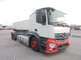 Mercedes-Benz Actros 2016 - 2340 LL 6X2 bild 3