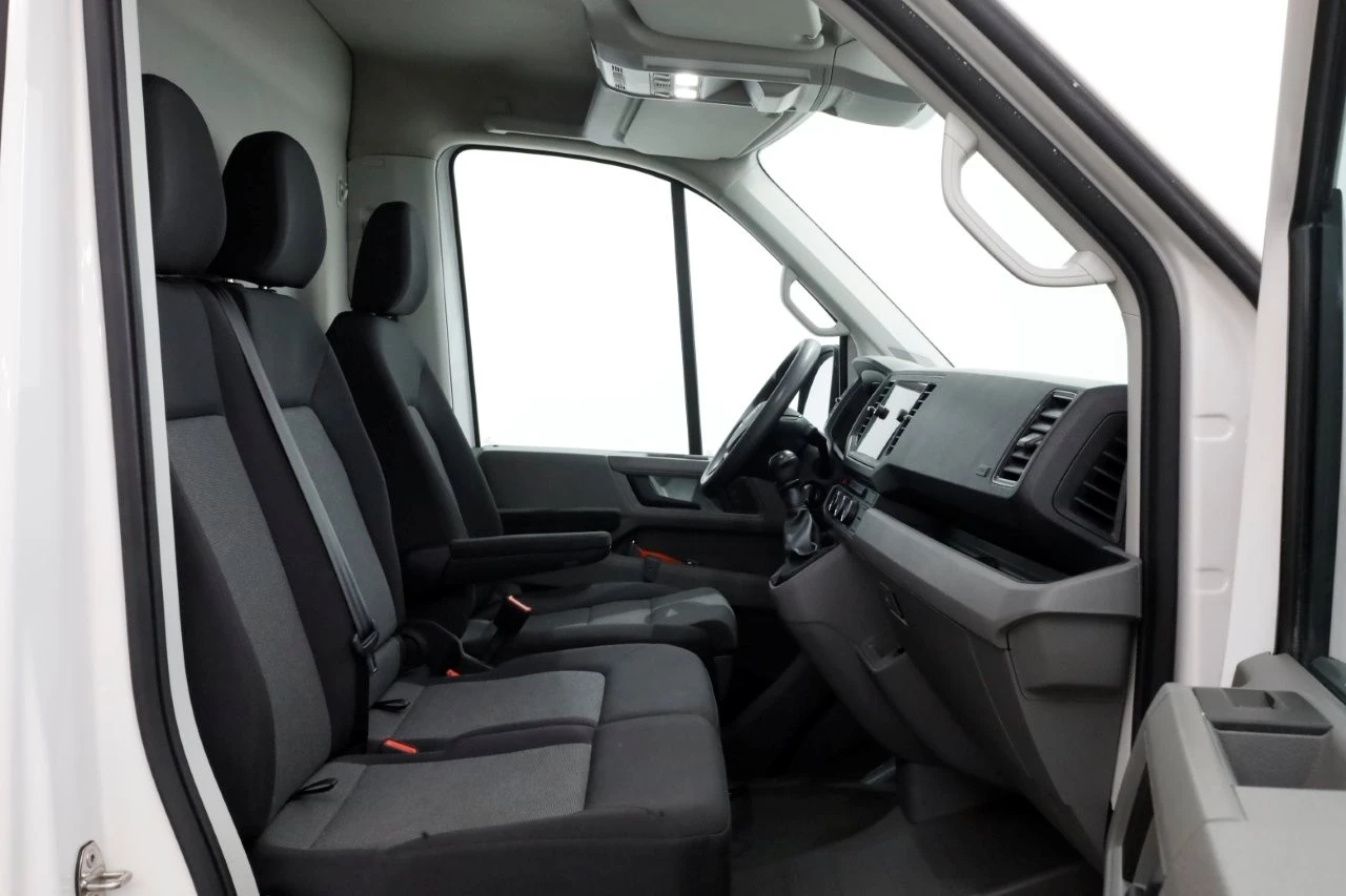 Volkswagen Crafter 2022 - 30 2.0 TDI 140pk L3H3 (L2H2) Comfortline Airco/Navi/Camera 10-2022 immagine 3