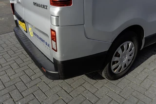 Renault Trafic 2018 - Passenger **dCi 9-Pers L2H1 | Incl. BPM, BTW vrij | Navi | R-Link | Airco | Cruise | PDC | Euro 6** afbeelding 29