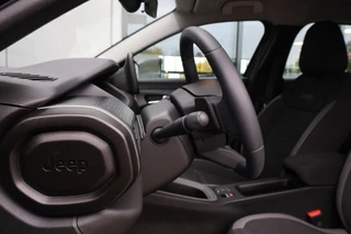 Jeep Avenger 2024 - 1.2 Aut. E-Hybrid LONGITUDE / Apple Carplay image 15
