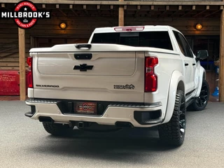 Chevrolet Silverado 2024 - High Country изображение 10