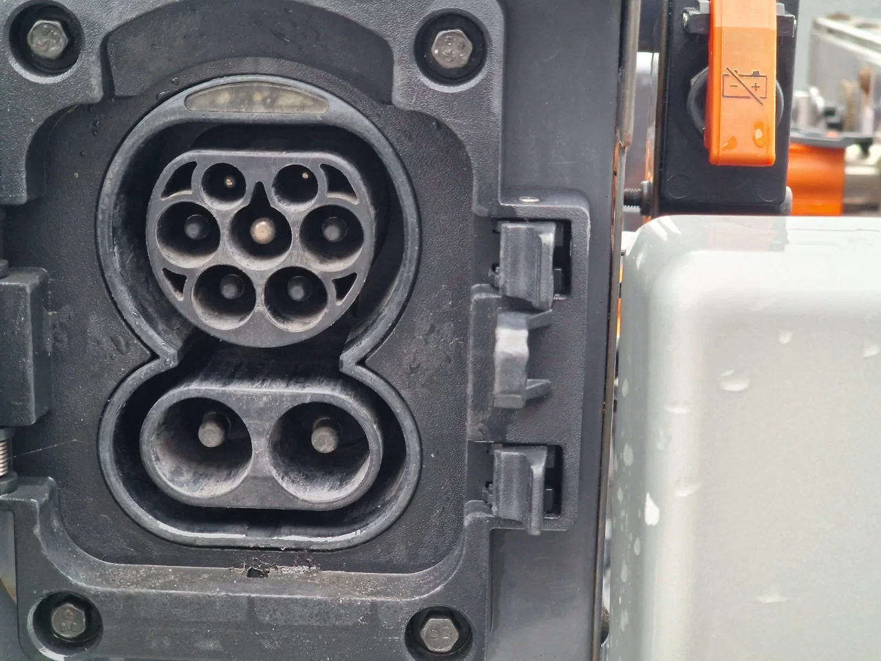 Volvo FE 2020 - Electric - 6x2*4 - BDF - Ful air - 100% Electric - Low KM Bild 15