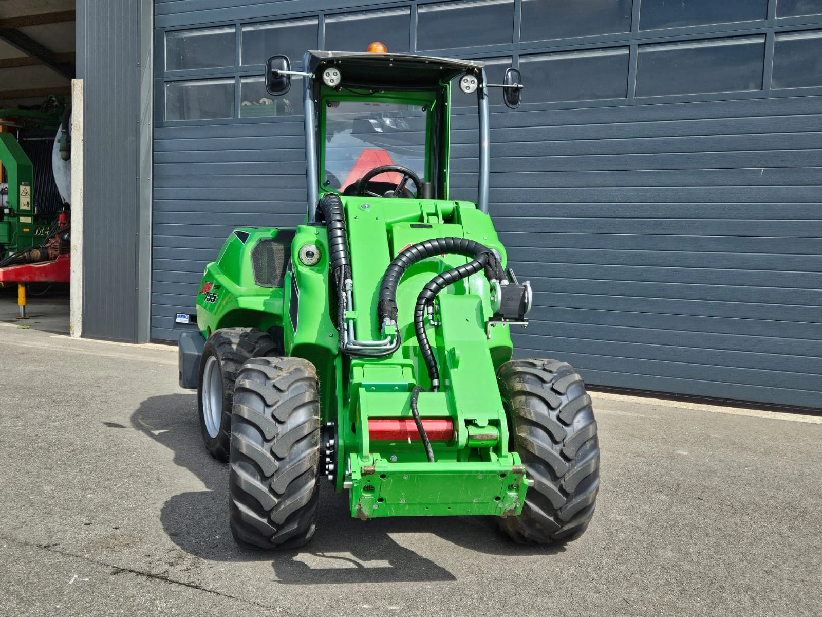 Avant 2025 - 755i TDL+ Mini-shovel afbeelding 8