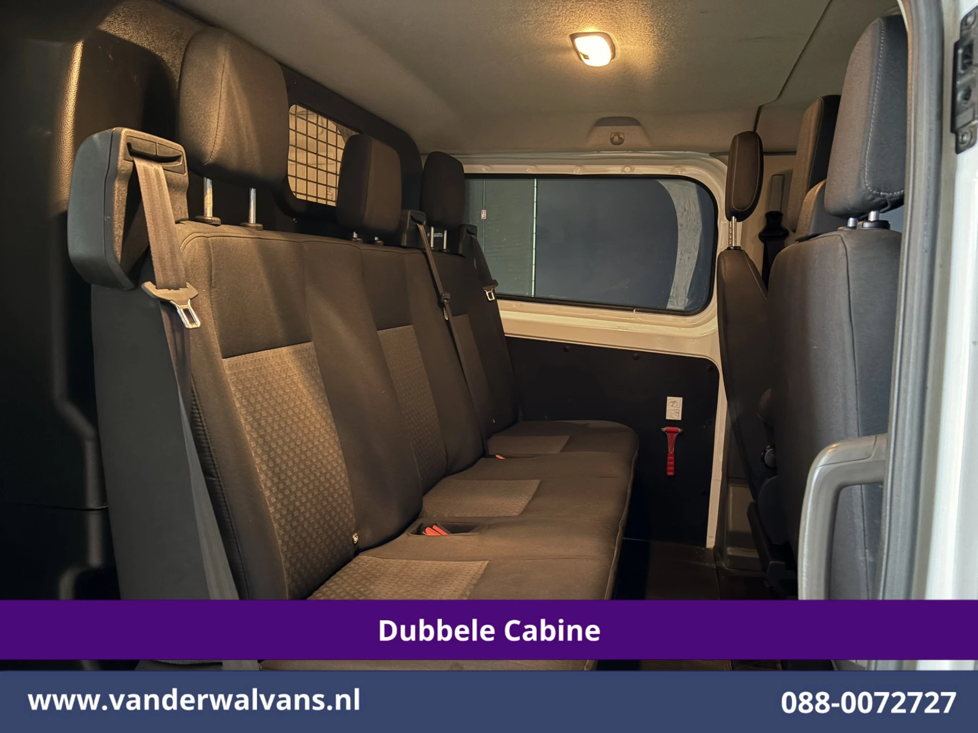 Ford Transit Custom 2023 - 2.0 TDCI 130pk L2H1 Dubbele Cabine Euro6 Airco | 6-Zits | LED | Cruisecontrol | Trekhaak Bild 2