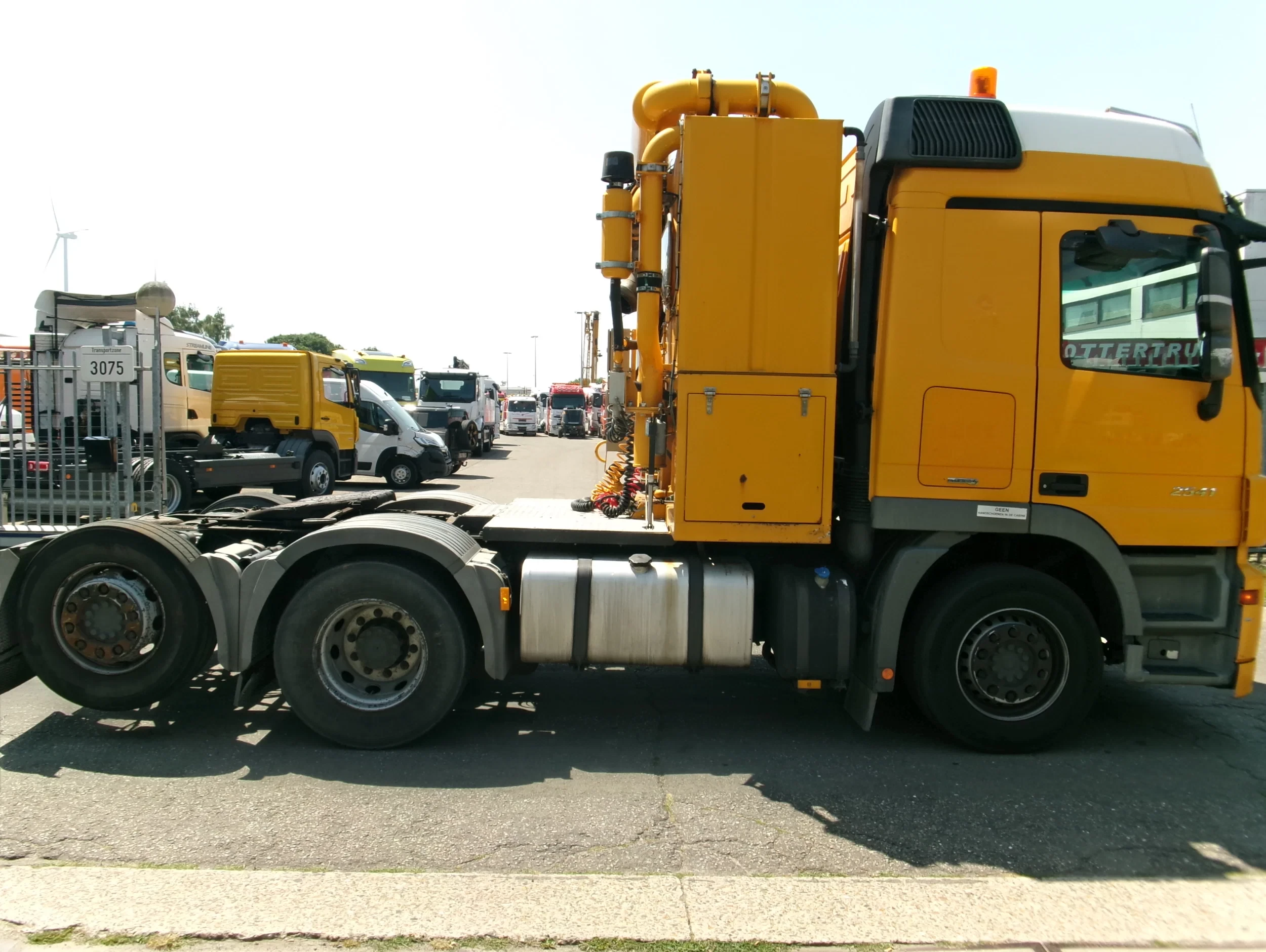 Mercedes-Benz Actros 2012 - 2541 NL TRUCK ADR VACUUM obrázek 18