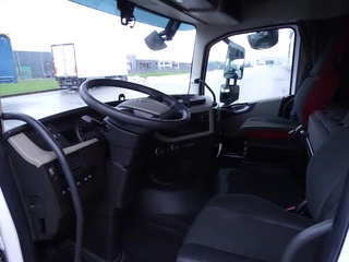 Volvo FH 2017 - FH-4 GLOBETROTTER obrazek 3