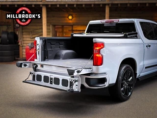 Chevrolet Silverado 2024 - High Country 6.2 V8 420 PK, obrazek 9
