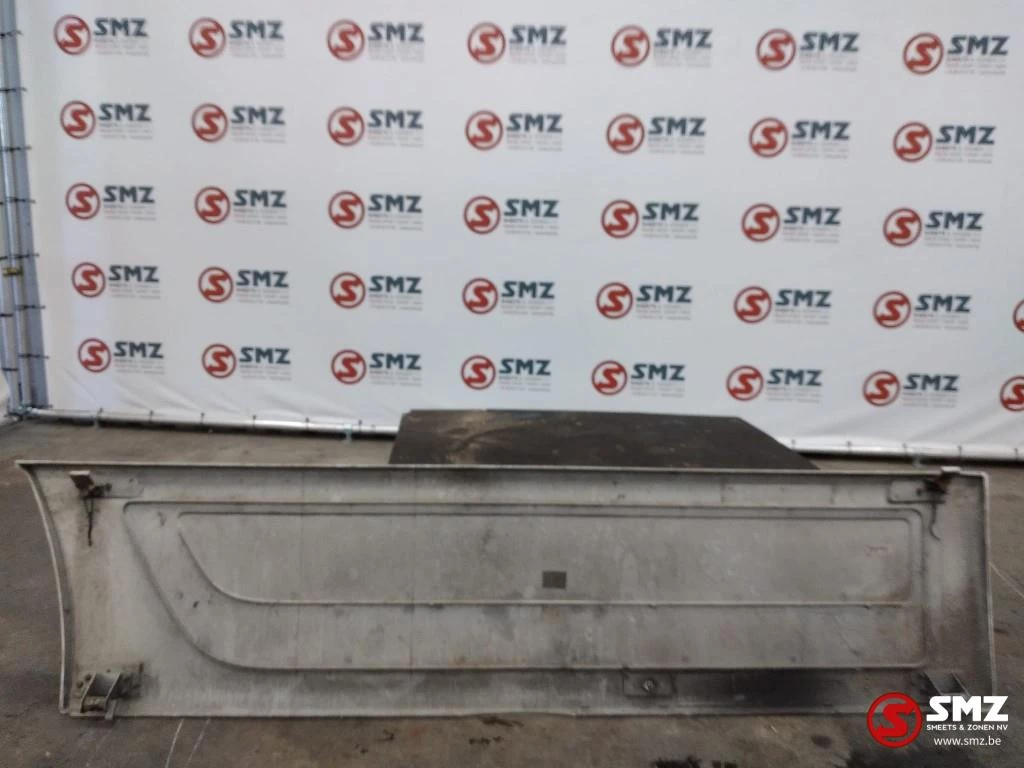 Mercedes-Benz - Occ side skirt links Mercedes Actros mp2 mp3 Bild 2