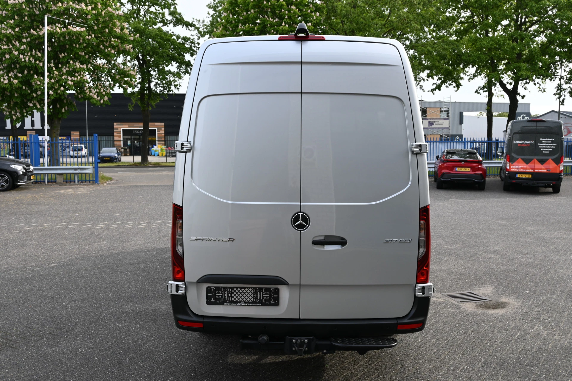 Mercedes-Benz Sprinter 2023 - 317 CDI L3H2 zdjęcie 13