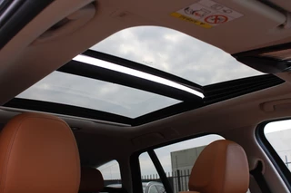 BMW 3 Series 2021 - Touring 330e xDrive High Executive PANORAMADAK LEDER H&K HEAD-UP LASER zdjecie 21